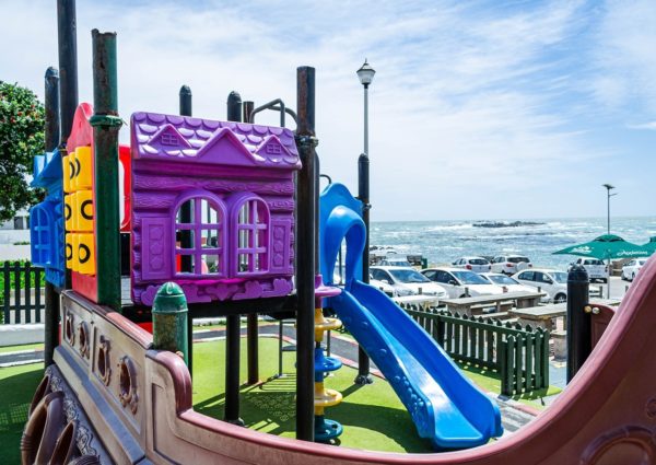 BREAK purple cape - Playground