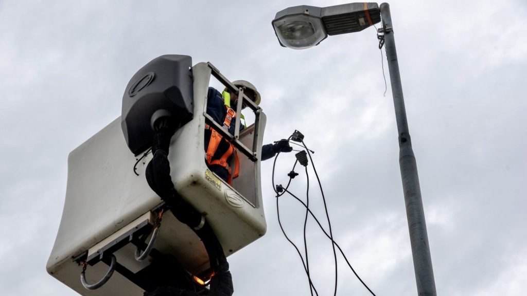 City attends to 1 600 streetlight repairs in Mitchells Plain in four months