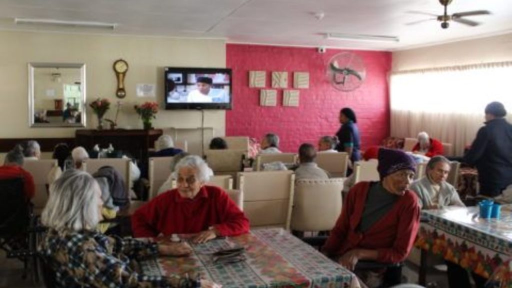 SAPS and Athlone CPF launch elderly support drive