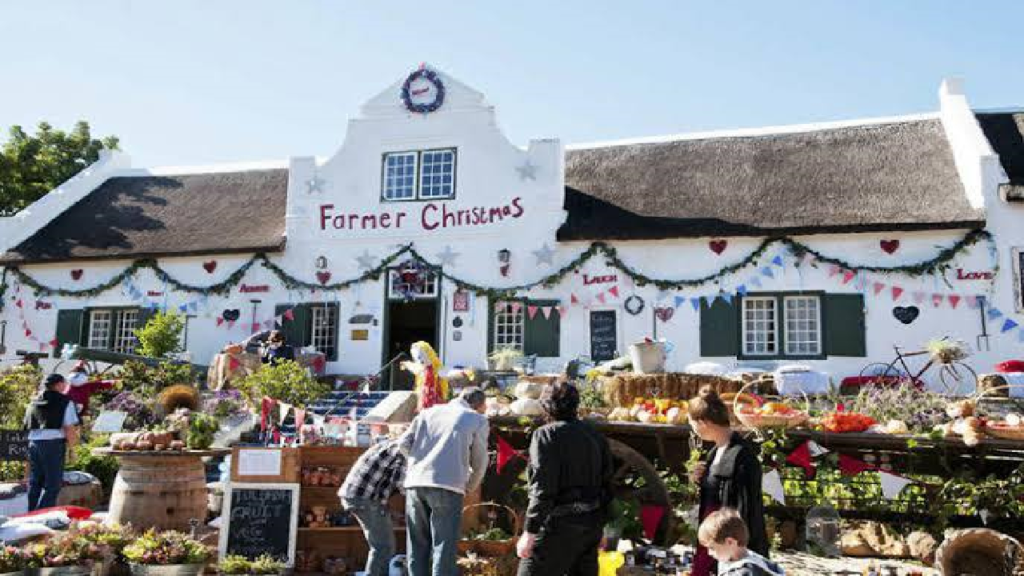 Tulbagh decks the halls as it welcomes Christmas in Winter once again