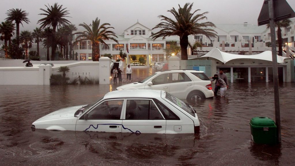 Expert warns of severe weather in SA