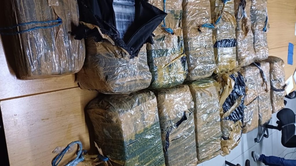 Western Cape police finds R252m worth of drugs in rubber duck boat