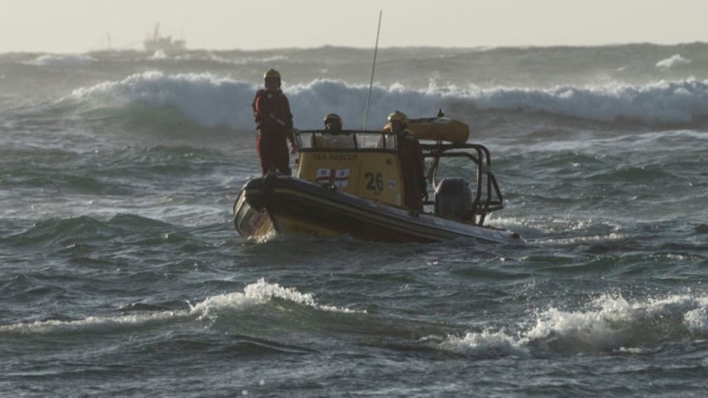 Fisherman missing after being swept off rocks in Bloubergstrand