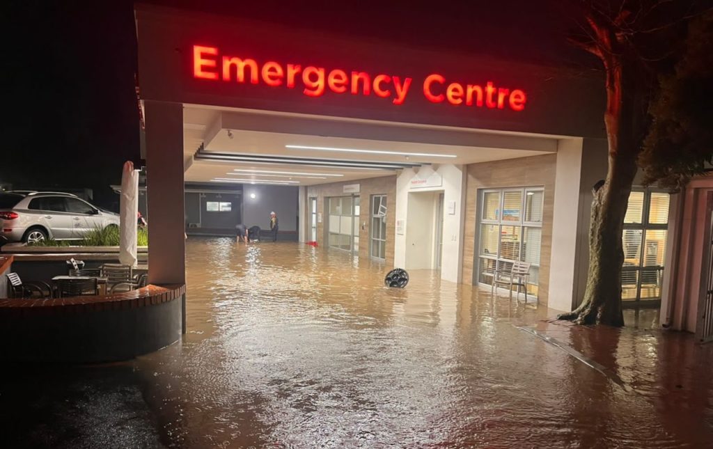 paarl mediclinic hospital