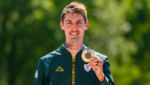 Alan Hatherly wins bronze