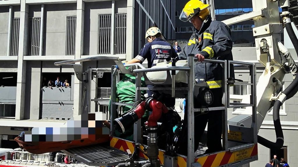 Woman jumps from nine storey building, sustains serious injuries