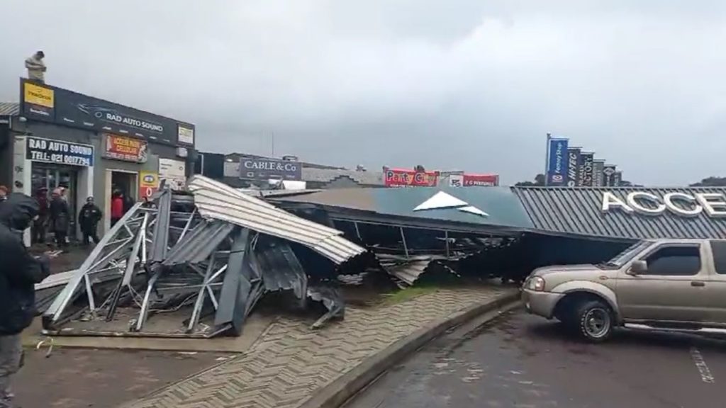 Access Park main entrance closed after structure falls over