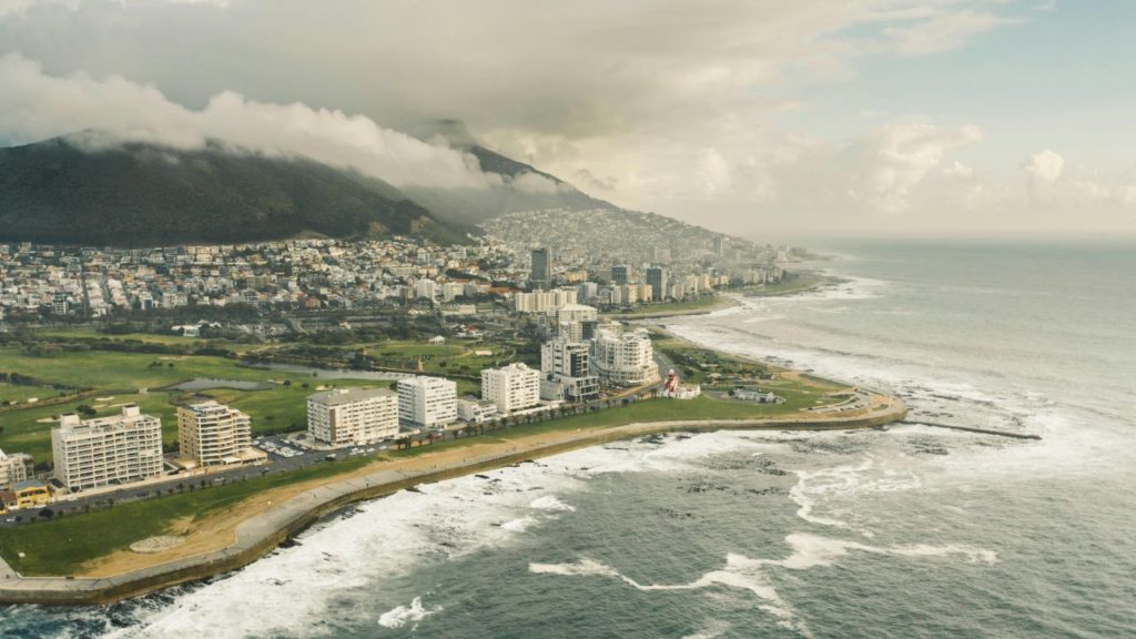 South Africa faces potential wet start to summer with La Niña