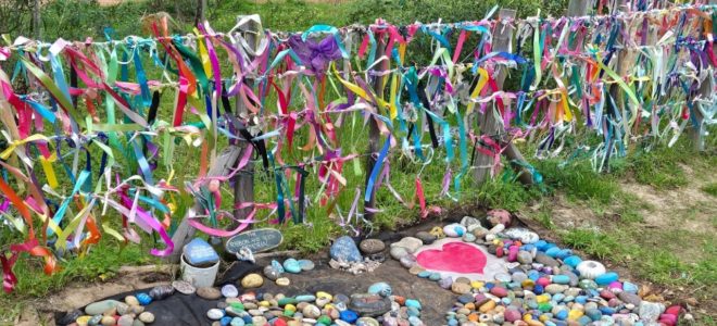 Revitalising the Ribbon Gate: Help fill the gaps with painted rocks