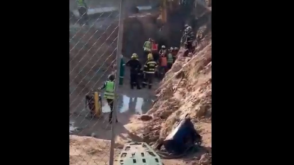 trench collapse in gordons bay